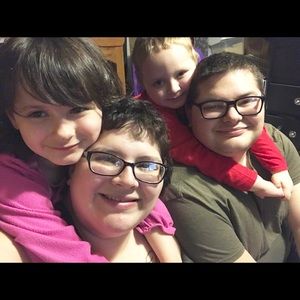 Meet your Posher, Kayla